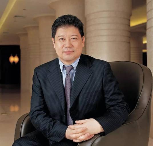 吴群力（深圳市益田集团股份有限公司董事长）