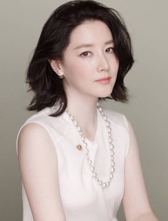 李英爱(韩国女演员)