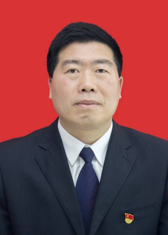 任胜（贵州省凤冈县人民政府原党组成员、副县长）