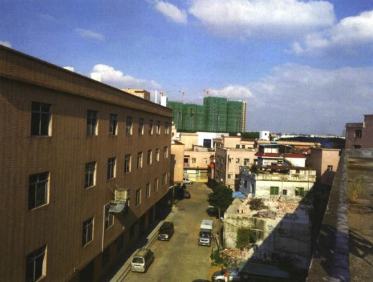 大石板村(广东省东莞市大岭山镇连平村辖自然村)