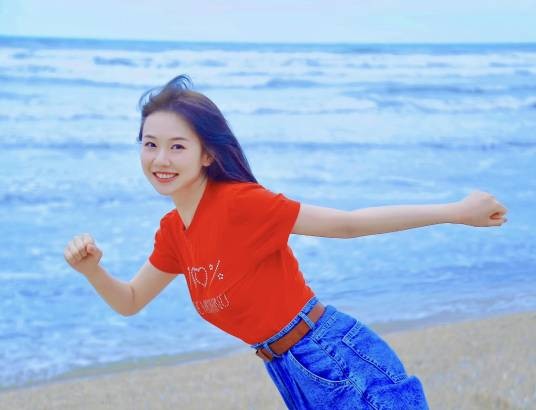 胡畔(中国内地女演员、编剧)