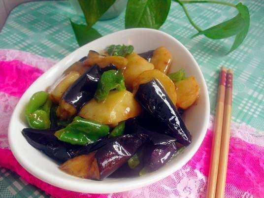 地三鲜(东北传统名菜)