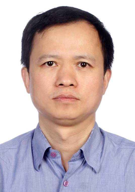 胡事民