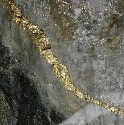 仑山地区金矿
