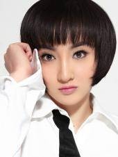杨薏加