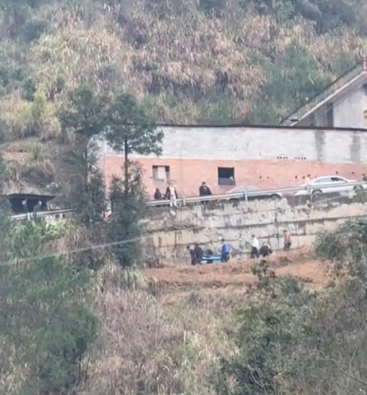 2·19新化消防车坠崖事故