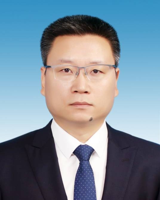 何建东（大理白族自治州原州委常委，原州政府副州长、原党组成员）