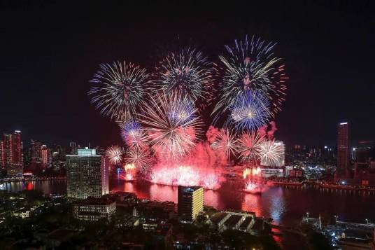 2025年广州白鹅潭春节烟花汇演