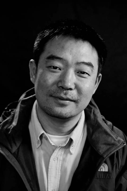 温成林去世