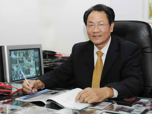王家章(贵州省福乐多连锁超市董事长)