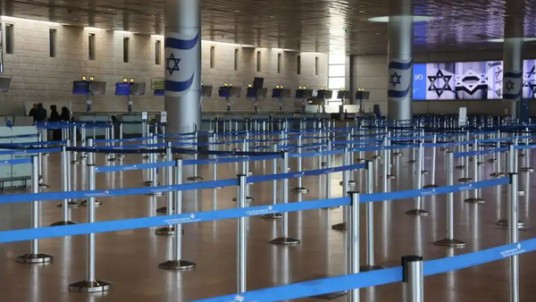 2026年中东战火致全球航空运输混乱事件