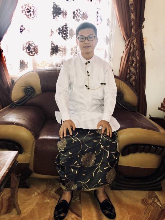 李满虎
