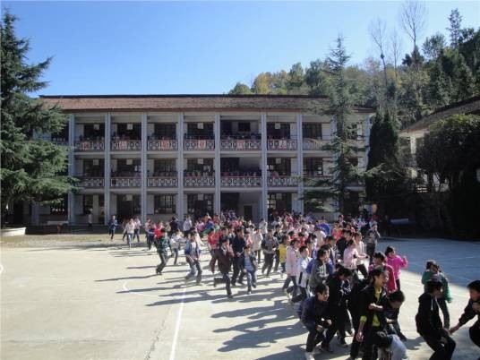 汉中市南郑区碑坝中学
