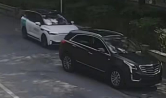 9·6株洲无人驾驶汽车遭恶意别车事件