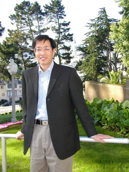 刘家峰（山东大学近代史教授）