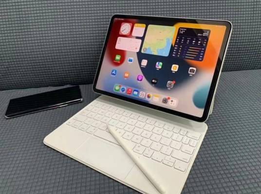 可折叠iPad