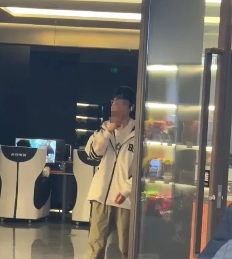 10·29成都男子持刀行凶事件