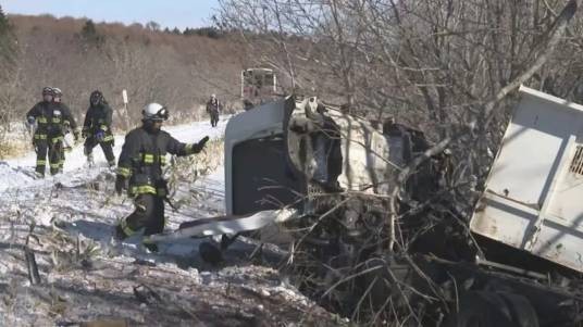 1·26日本北海道列车与卡车相撞事故