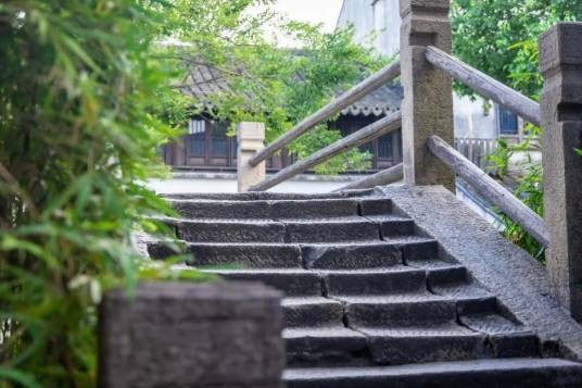 石栏