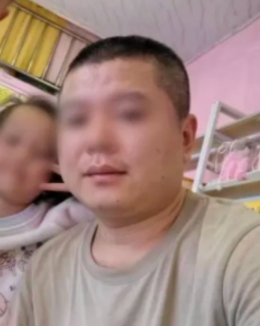刘仲杰（毒杀未成年子女案犯）