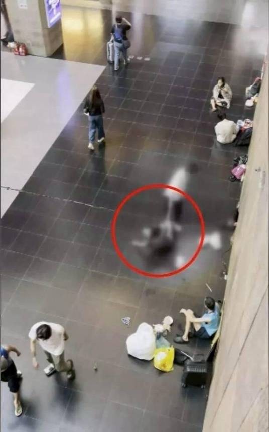 10·9台北车站醉酒女游客被男子拖至墙边性侵事件
