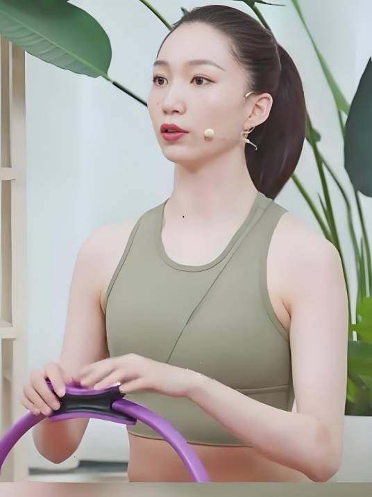 随心瑜伽的江小美