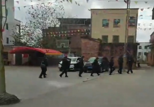 3·14吴川男子持刀砍人事件