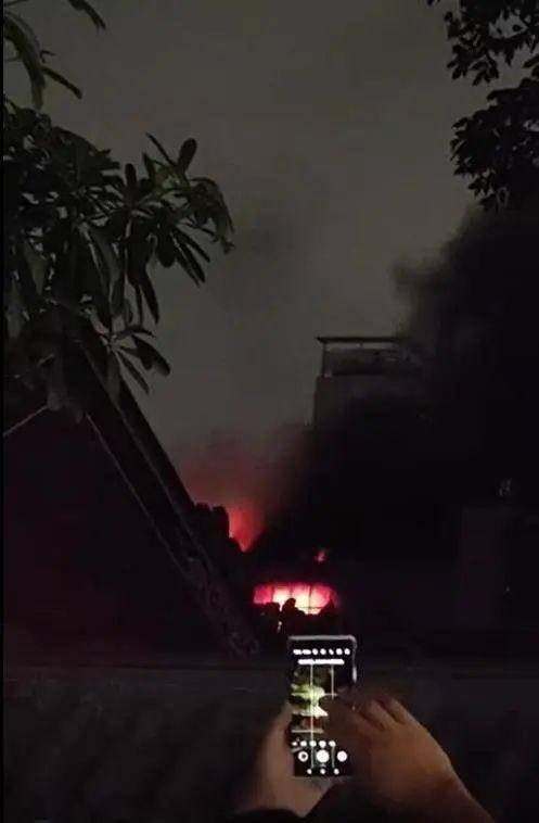 8·24广州服装批发市场起火事故