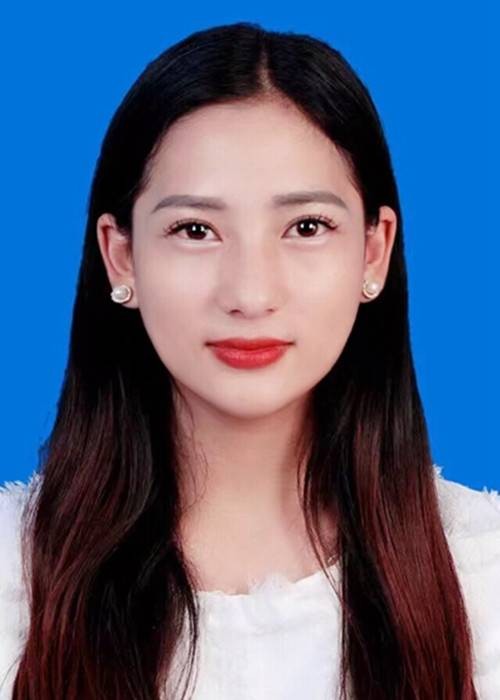 阿候小英莫