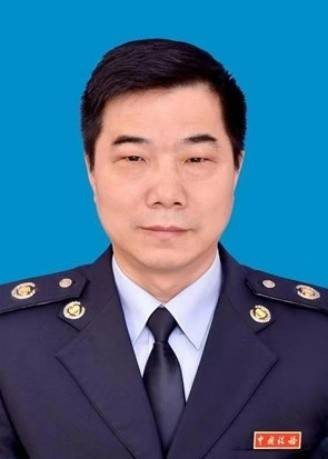 李卫东（国家税务总局上高县税务局原一级主办）