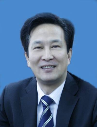王清华（武汉商学院原院长、党委副书记）