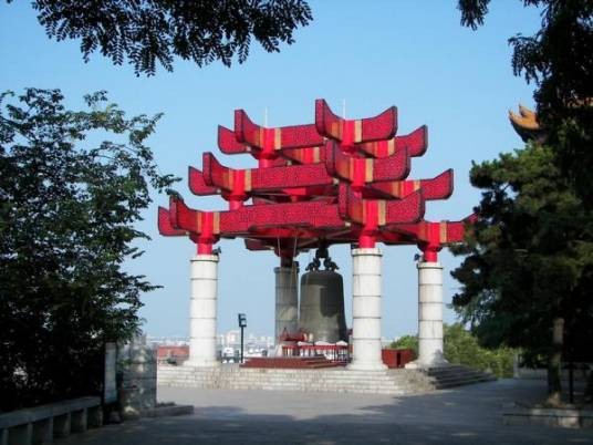千禧吉祥钟