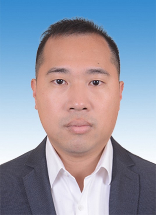 谭小龙（广东省中山市大涌镇副镇长）