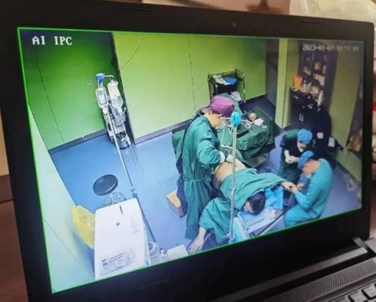 1·7阜阳女子抽脂手术死亡事件