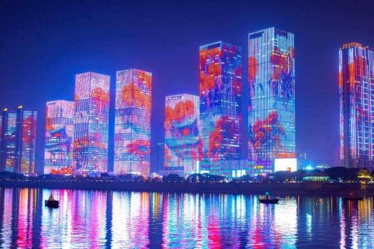 长沙“一江两岸”灯光秀