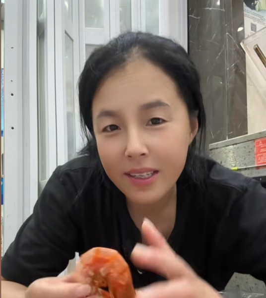 石砰霞姐海鲜
