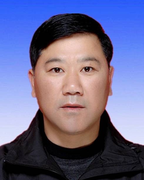 孙茂辉（山东省烟台市莱山区审计局党组成员）