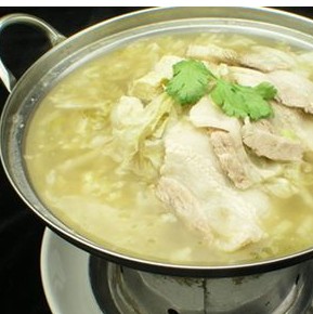 酸菜氽白肉