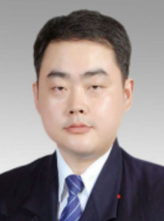 徐海航（山东省威海市文登区发展和改革局党组成员、威海市文登区能源事业发展中心主任）