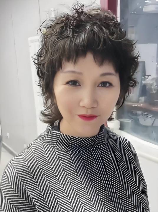 石家庄发型设计毛老师