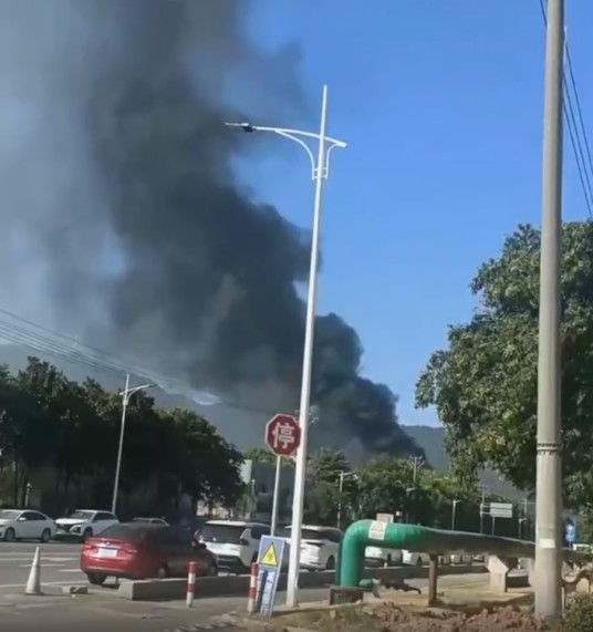 8·28长兴化工厂起火事故