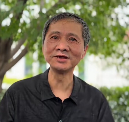 爱在深秋（上海股民）
