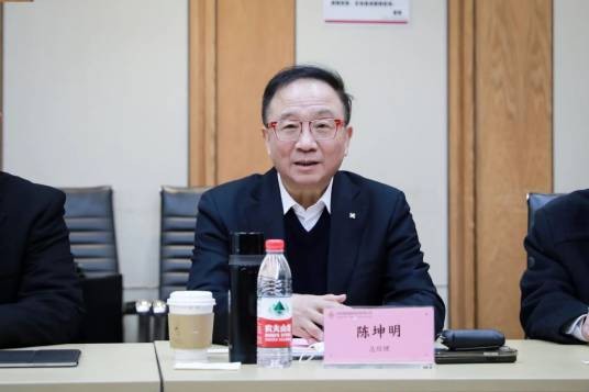陈坤明（仲利国际副董事长兼总经理）