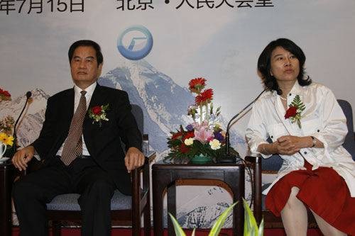 朱董配
