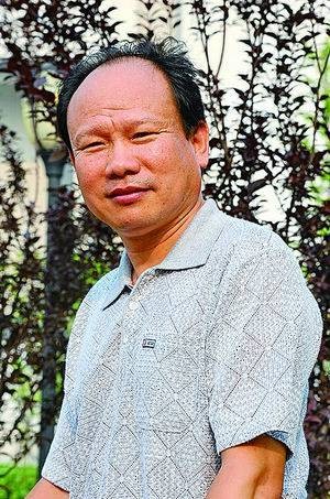 孔军（中国山东诸城画院副院长）