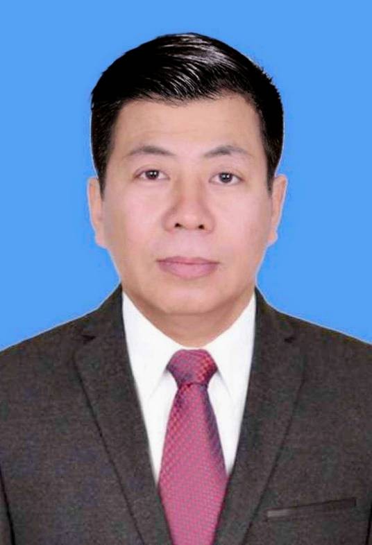 刘文富（中共黑河市委统战部党支部副书记、二级调研员）