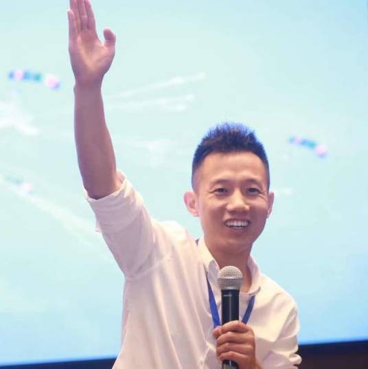 张一凡（自媒体事件营销策划人、抖音IP《落魄的千万富翁》博主）