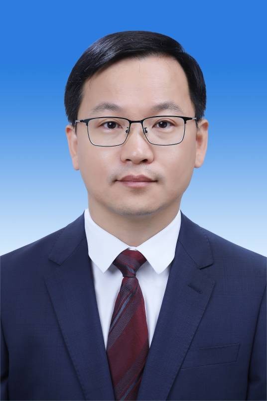 李明泉(陕西省宝鸡市人民政府原副市长)