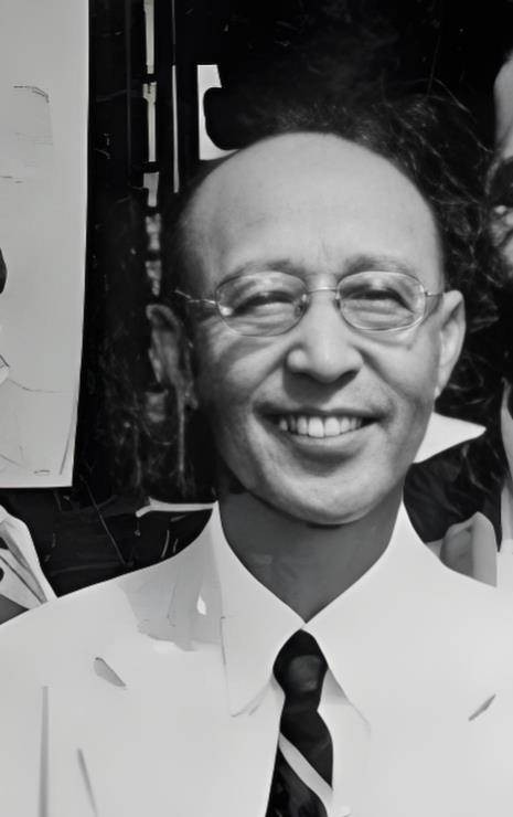 袁方（中国社会学会名誉会长）