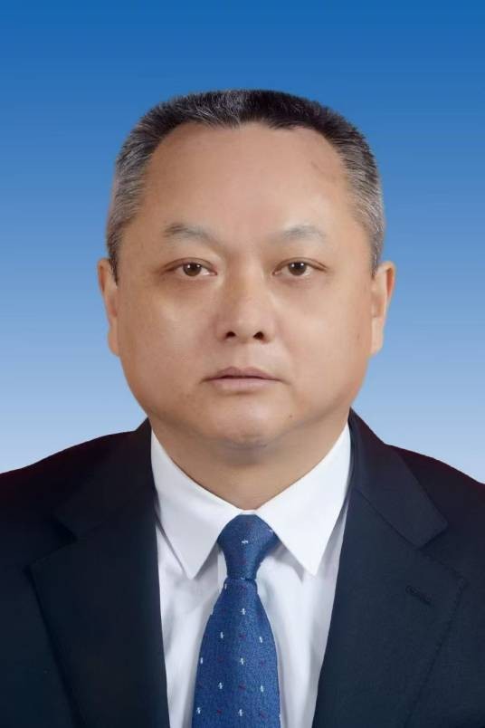 陈桥（重庆市合川区委副书记、区政府区长）